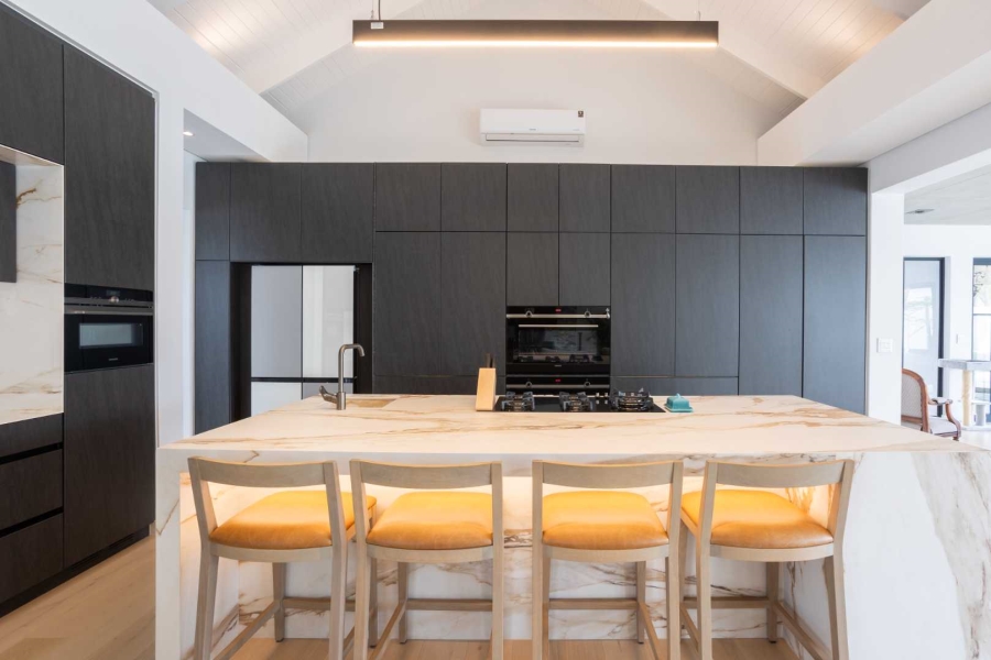 To Let 5 Bedroom Property for Rent in Val De Vie Estate Western Cape